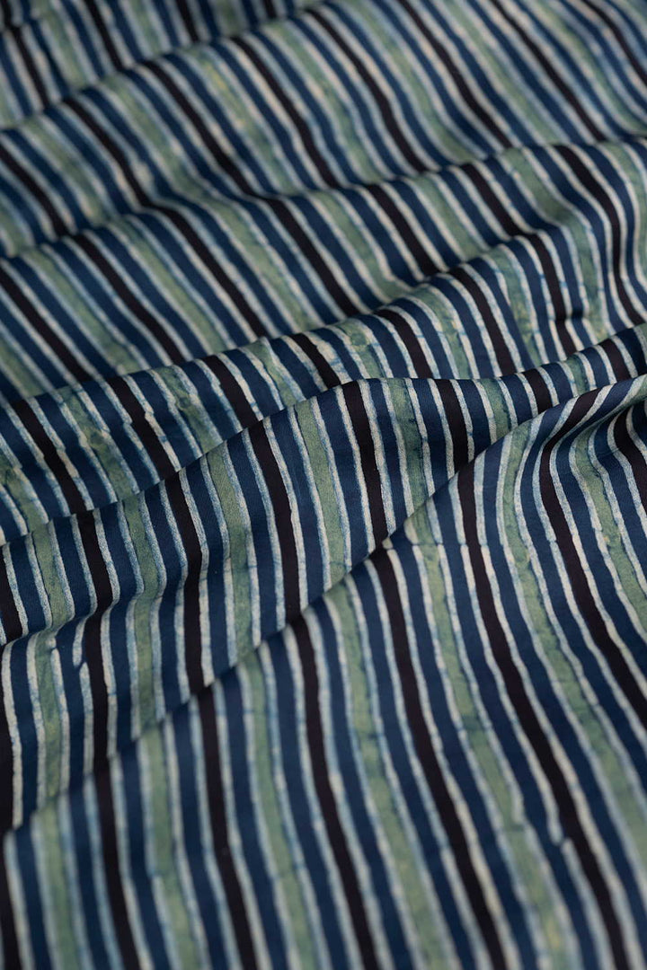 Silk Fabric - Matkatus 