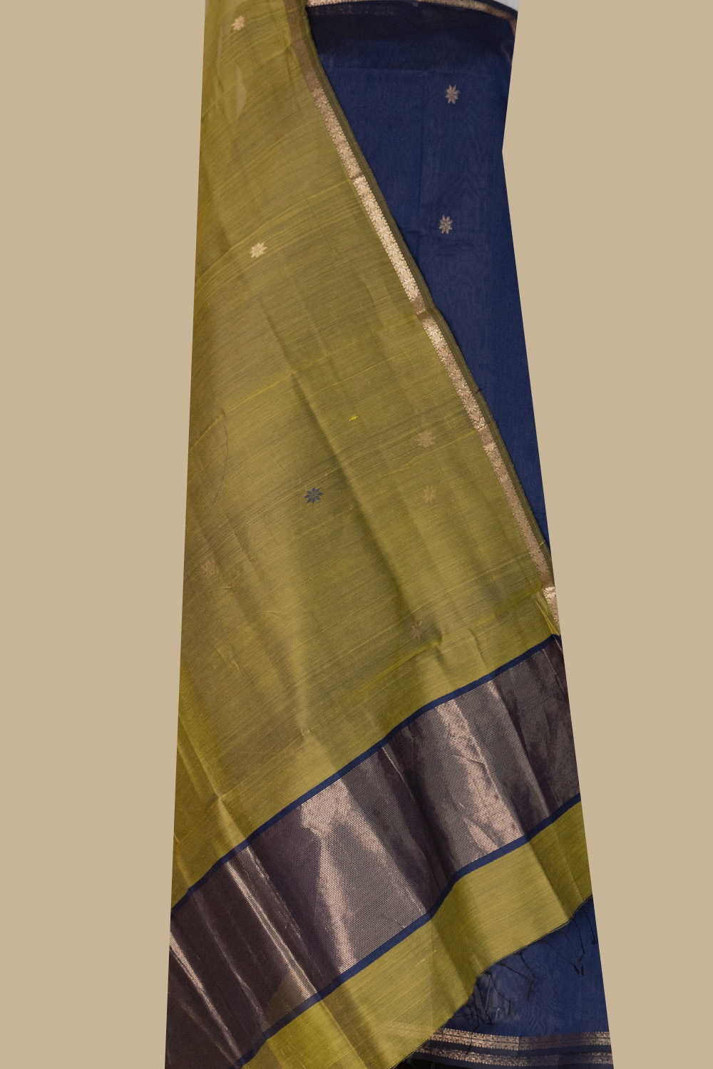 Top & Dupatta - Matkatus 