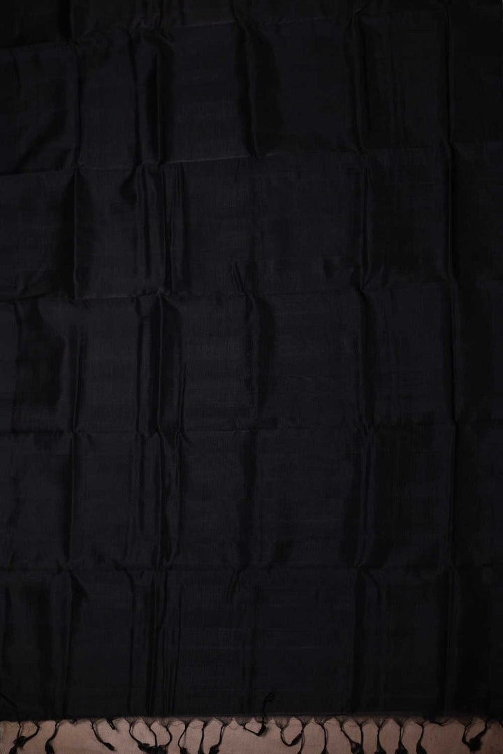 Sarees - Matkatus 