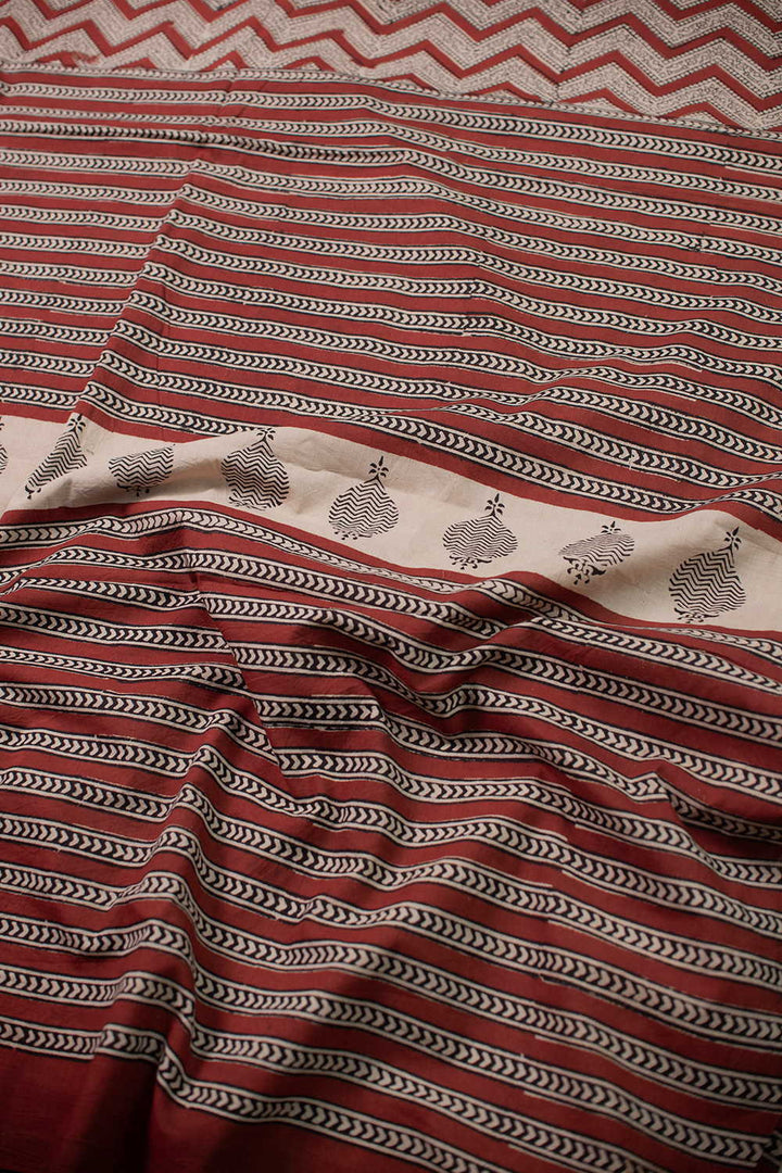 Chevron Design Block Printed Mul Cotton saree