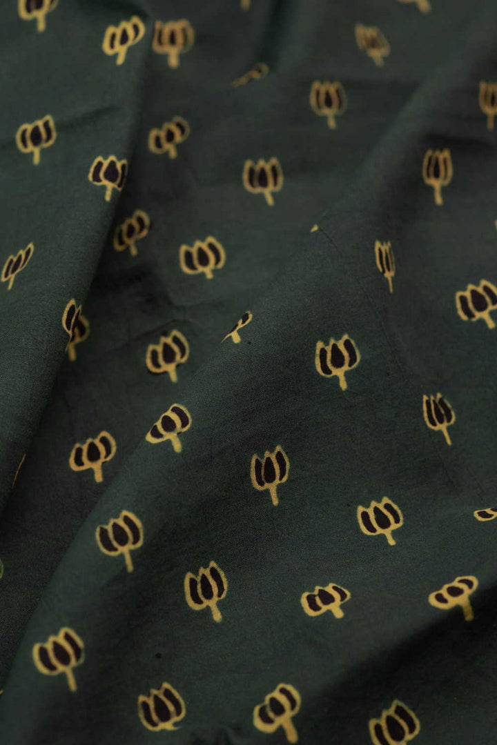 Ajrak Fabric - Matkatus 