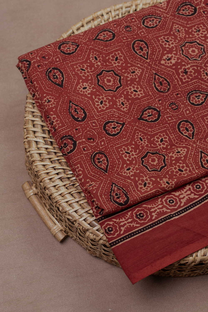 Ajrak Fabric - Matkatus 