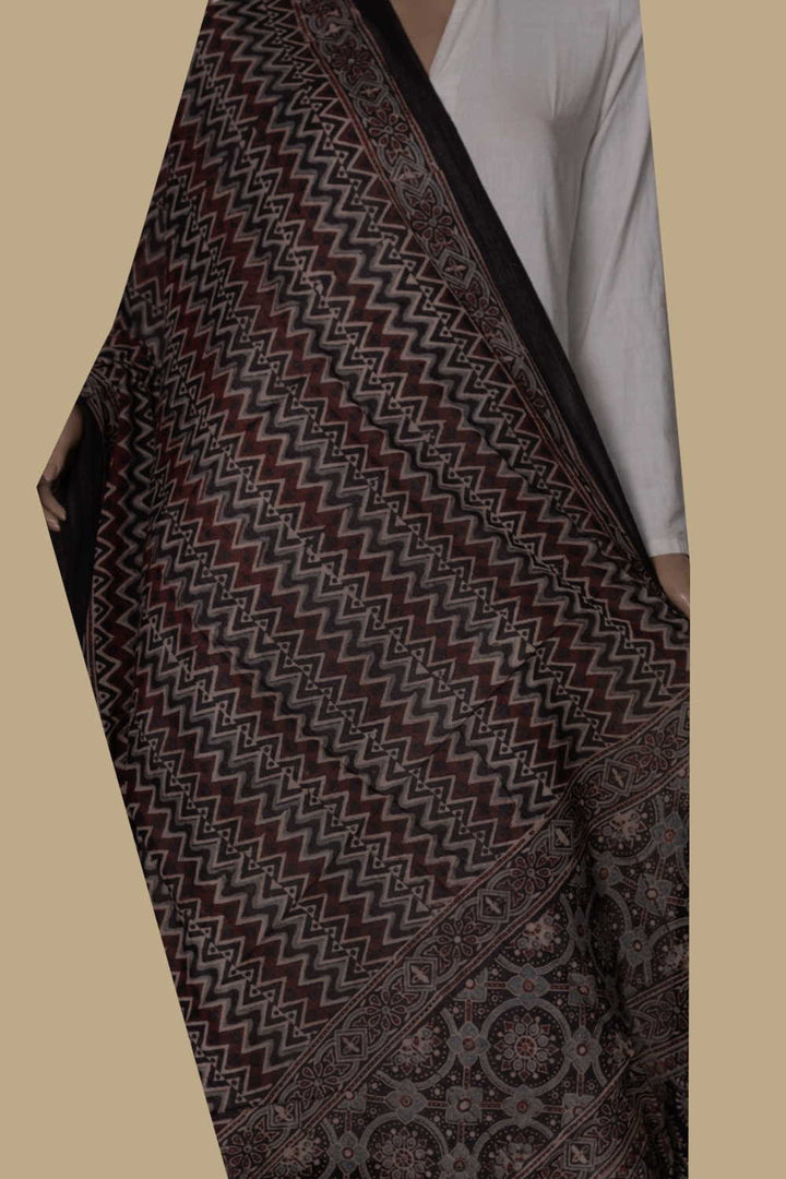 Ajrak Cotton Dupatta - Matkatus 