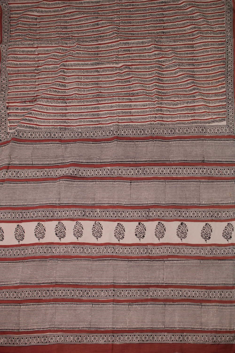 Stripe Pattern Block Printed Mul Cotton saree