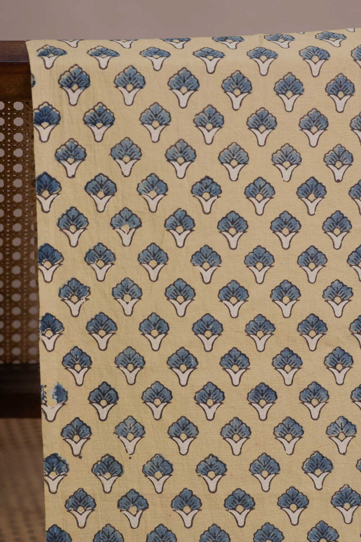 Ajrak Fabric - Matkatus 