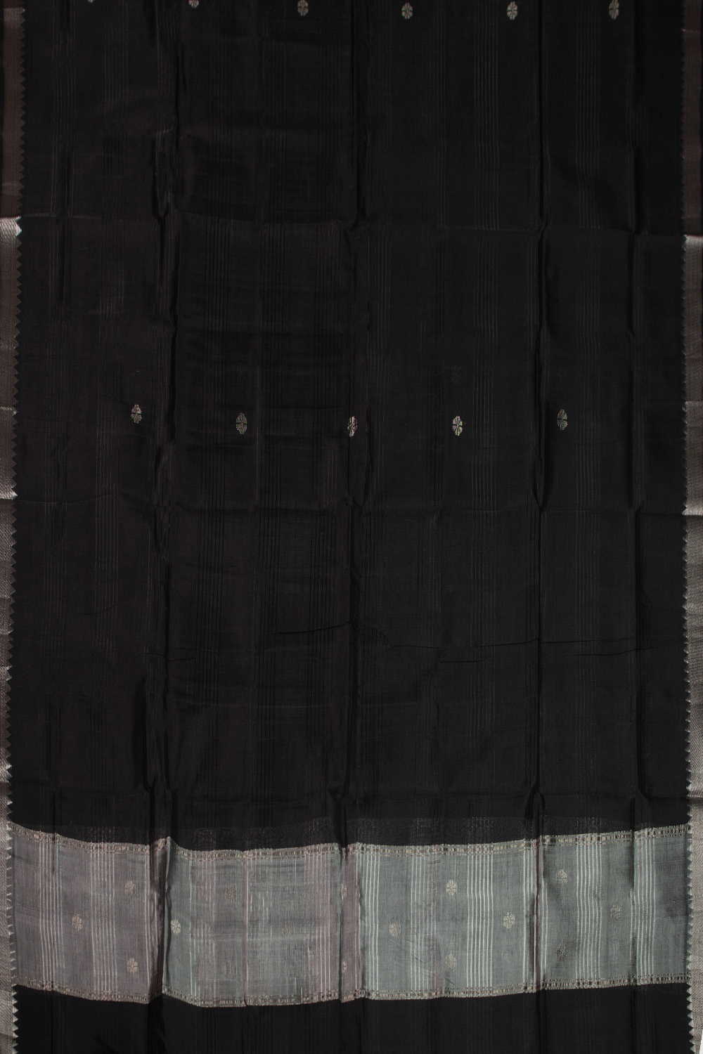 Handwoven Suits - Matkatus 