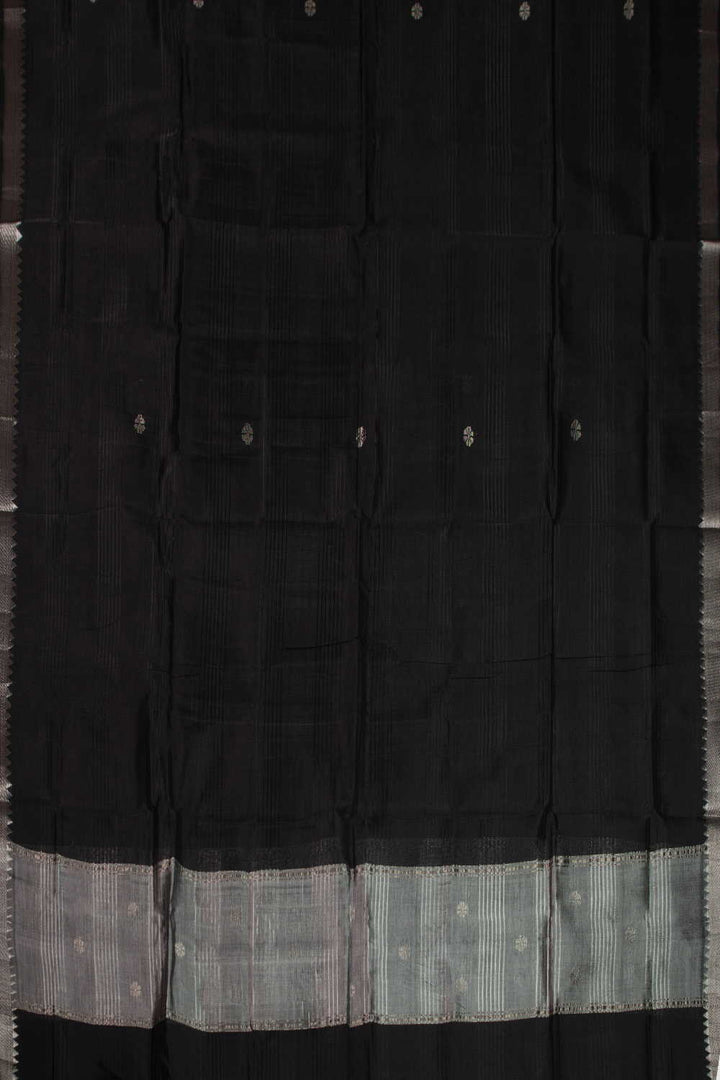 Handwoven Suits - Matkatus 