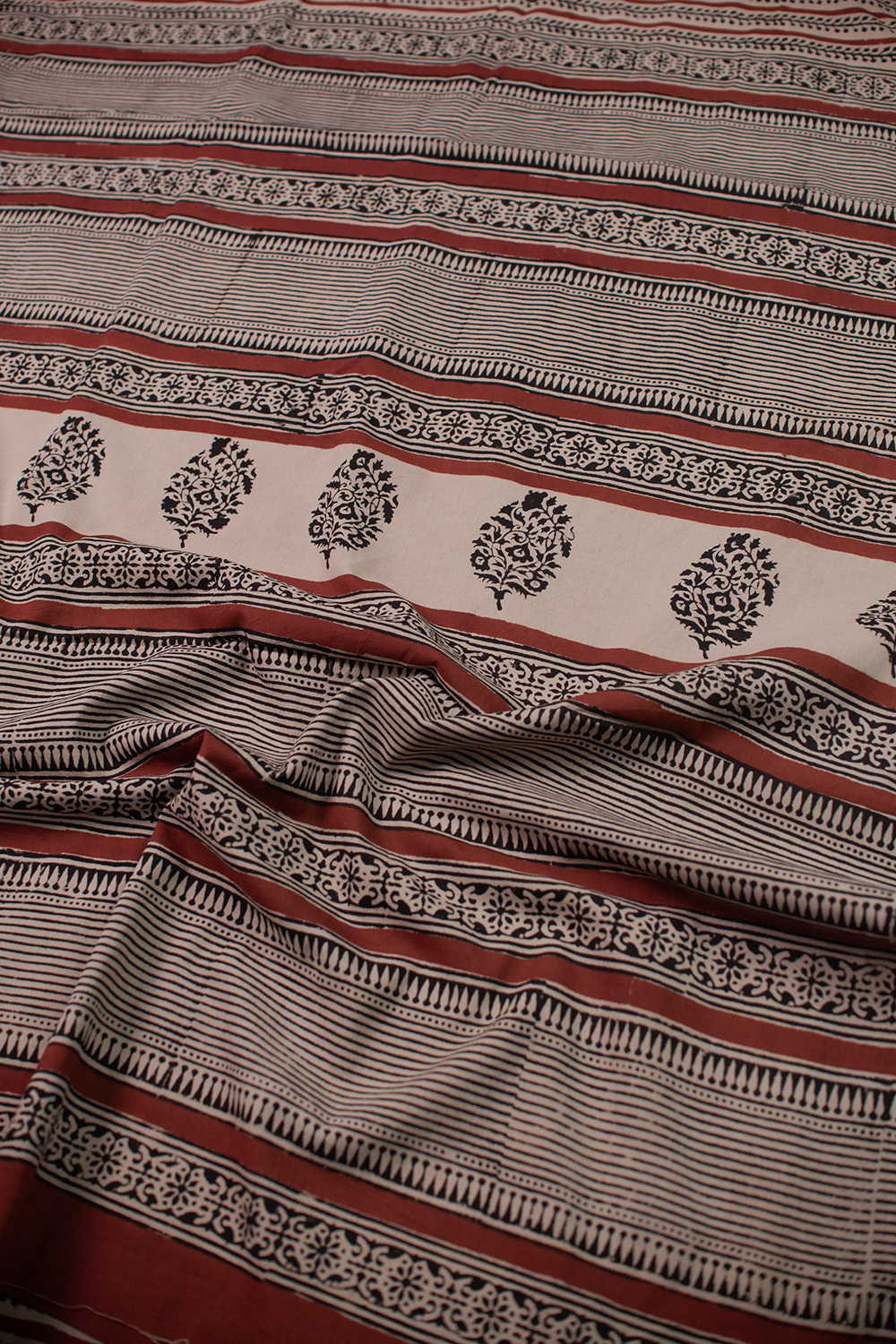 Stripe Pattern Block Printed Mul Cotton saree