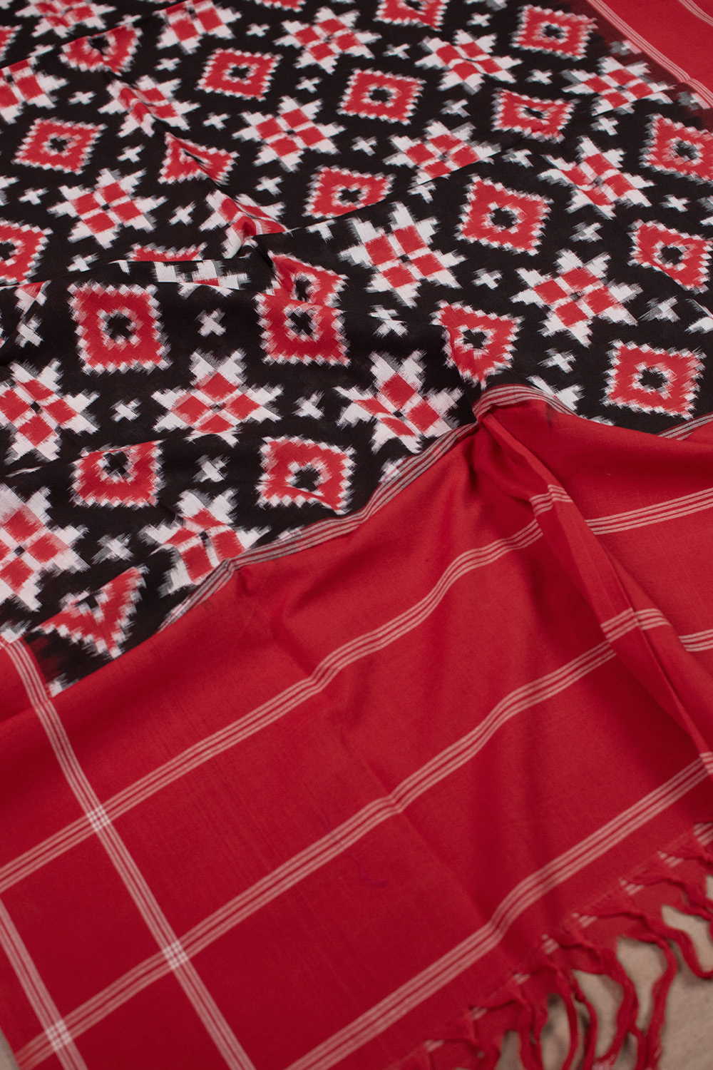 Ikat Cotton Dupatta - Matkatus 