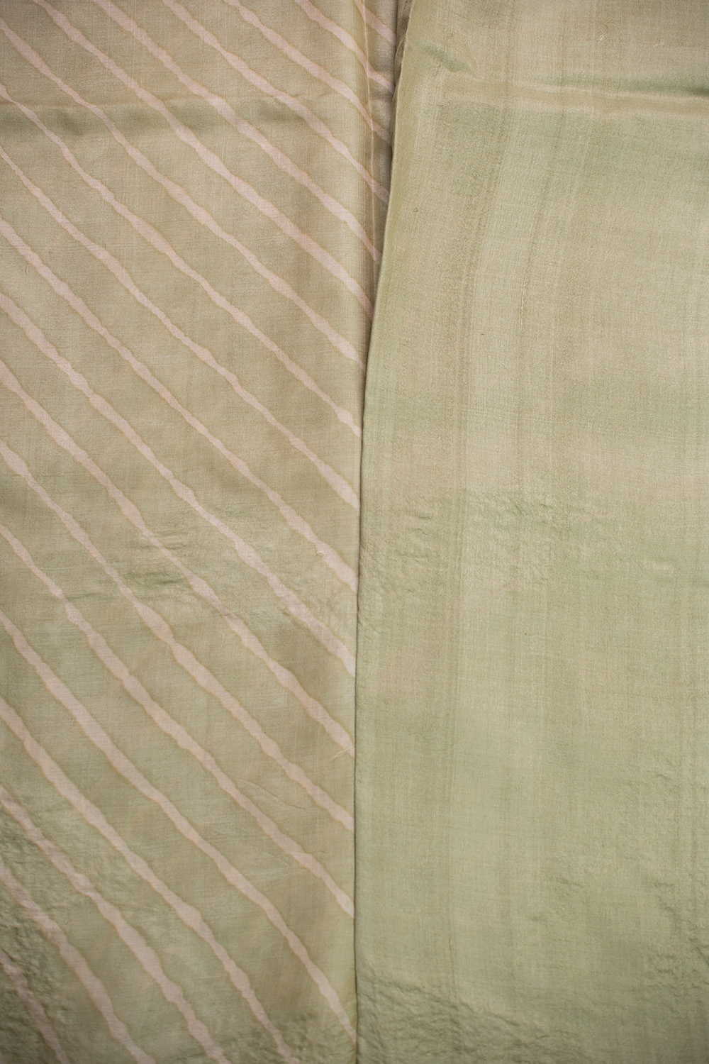 Light Plae Green Leheriya Tussar saree