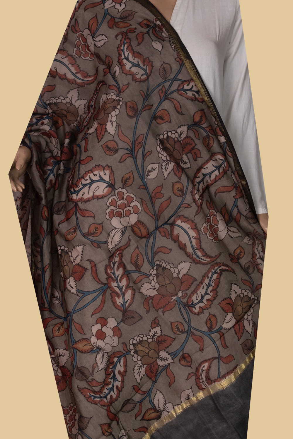 Hand Painted Dupatta - Matkatus 