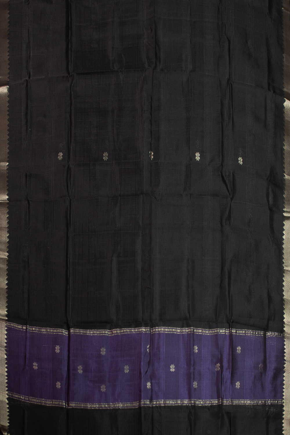 Handwoven Suits - Matkatus 