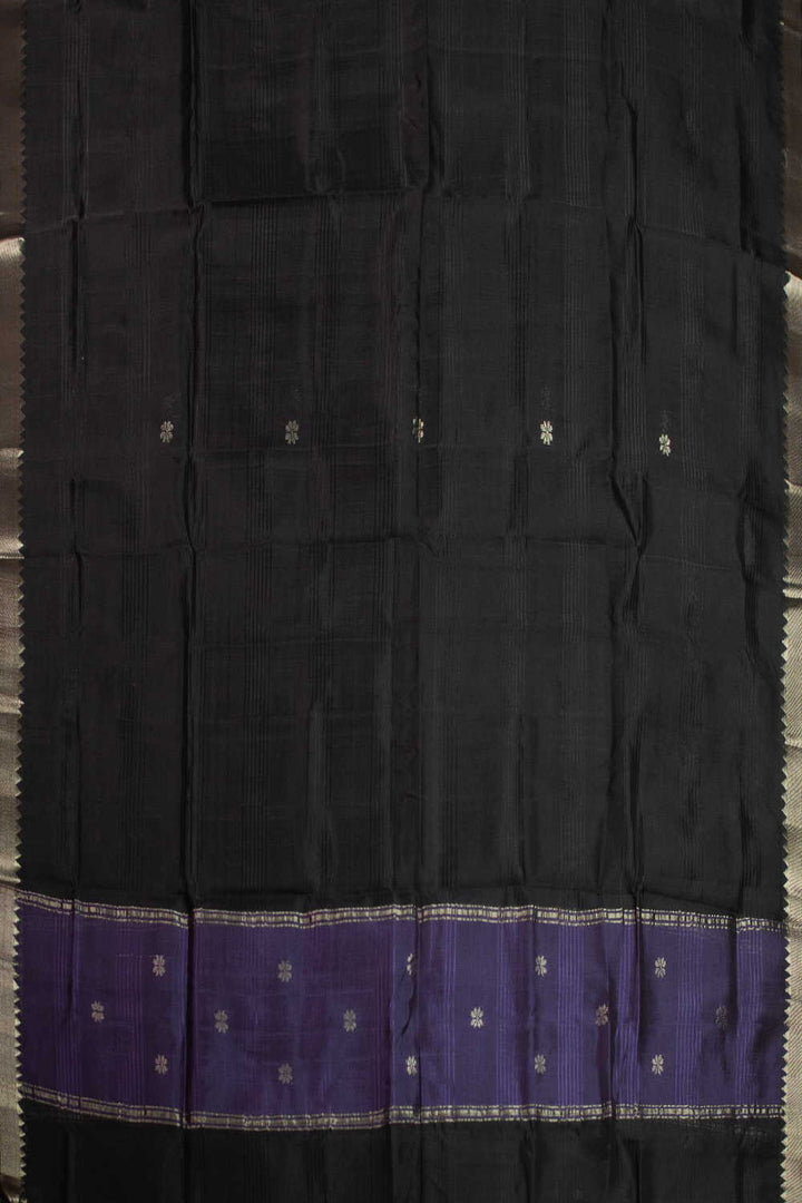 Handwoven Suits - Matkatus 