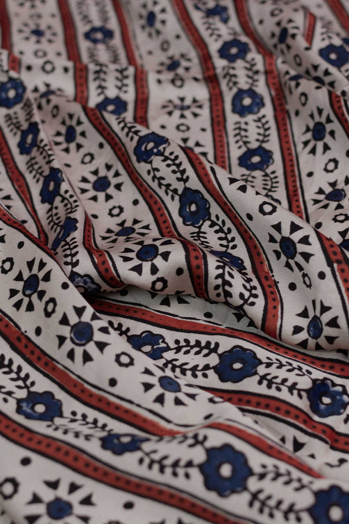 Ajrak fabrics - Matkatus