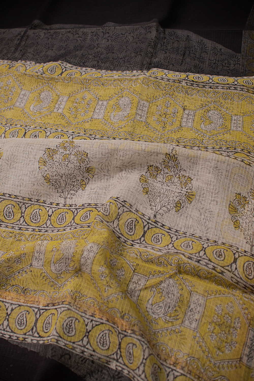 Sarees - Matkatus 