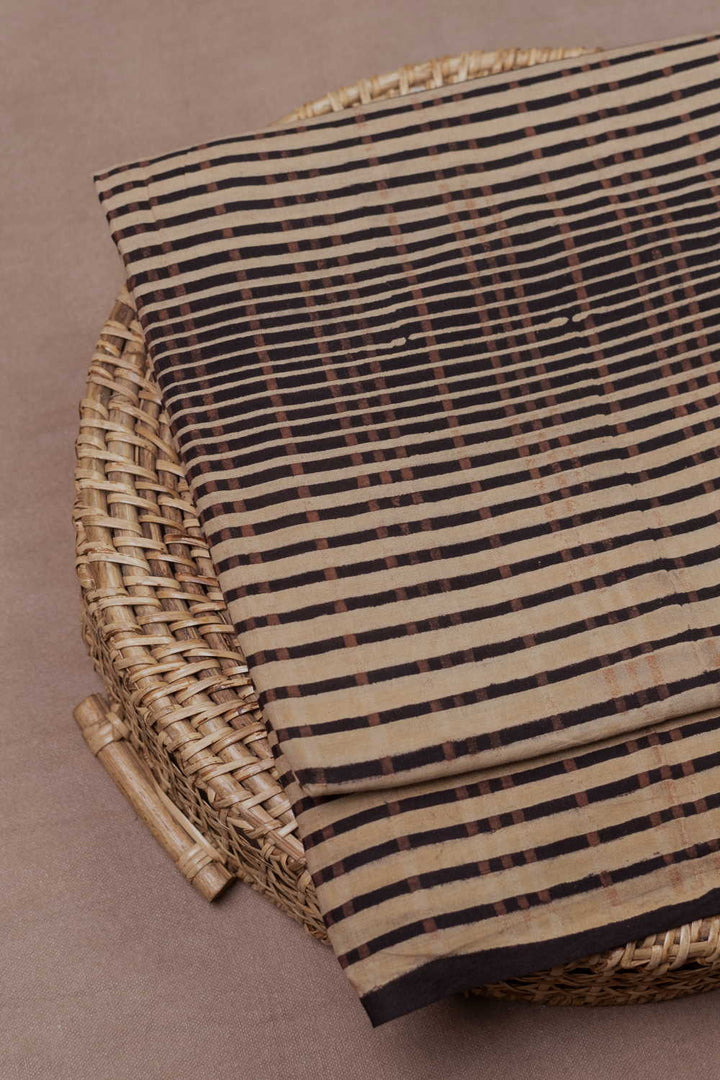 Ajrak Fabric - Matkatus 