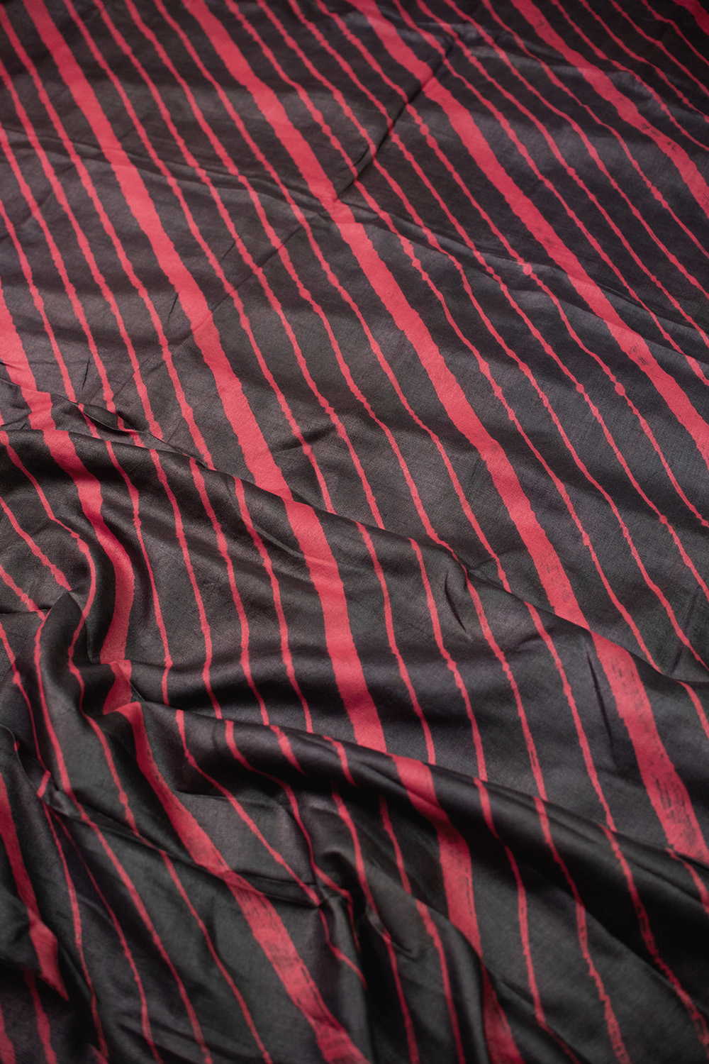 Red Striped on Black Leheriya Tussar saree