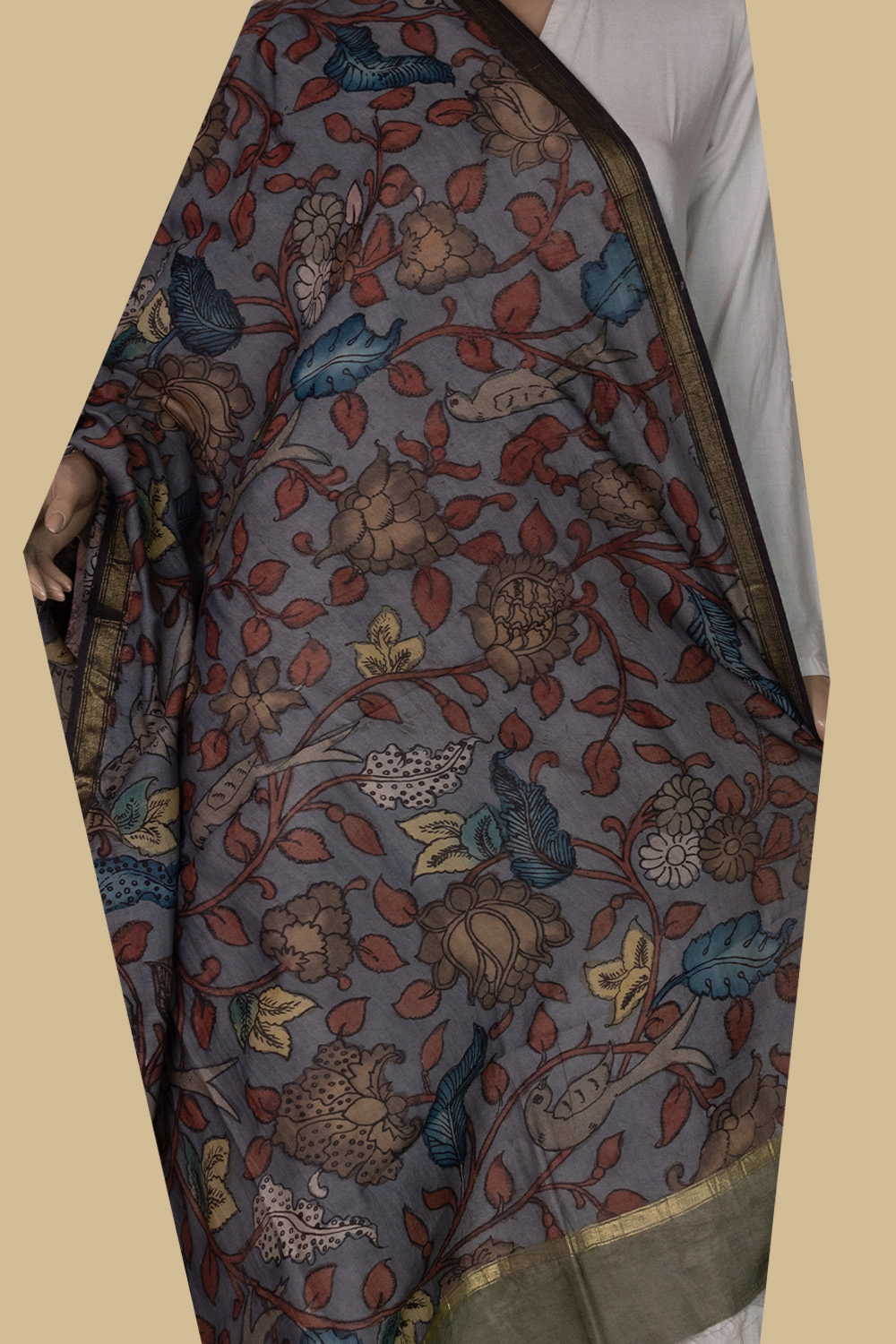 Hand Painted Dupatta - Matkatus 