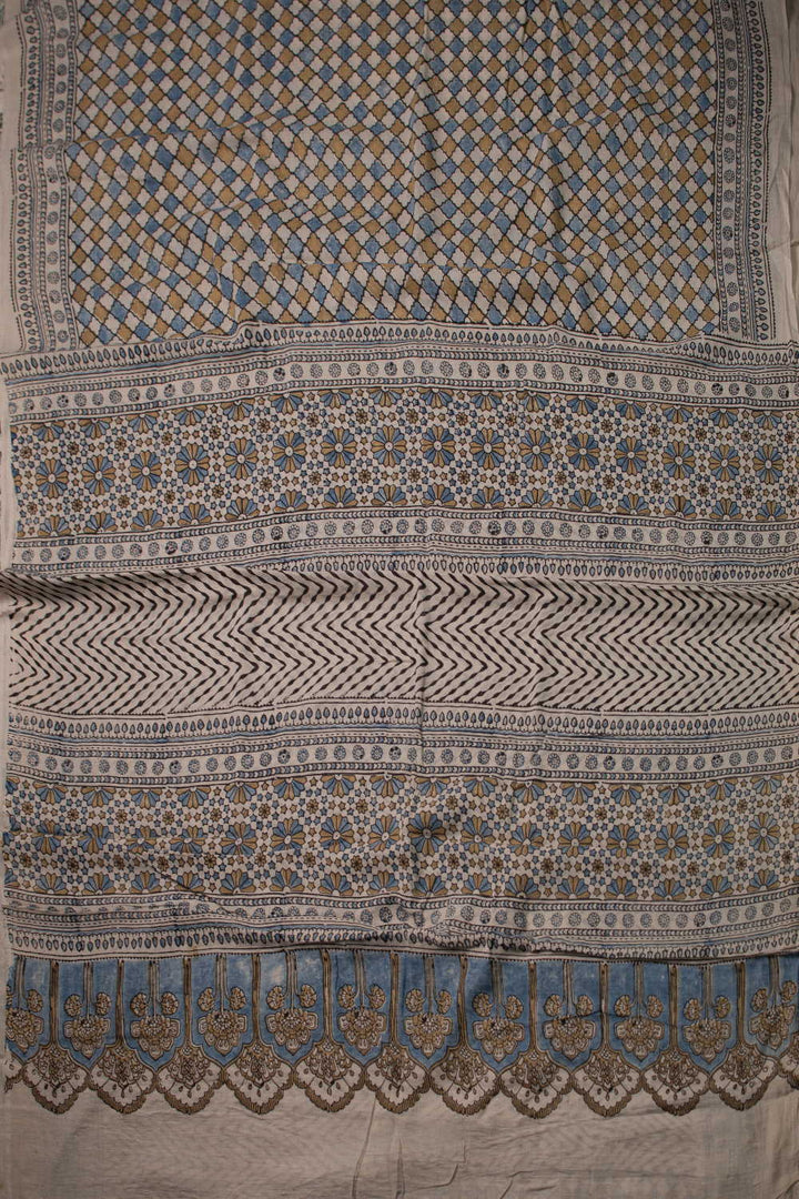 Sarees - Matkatus 