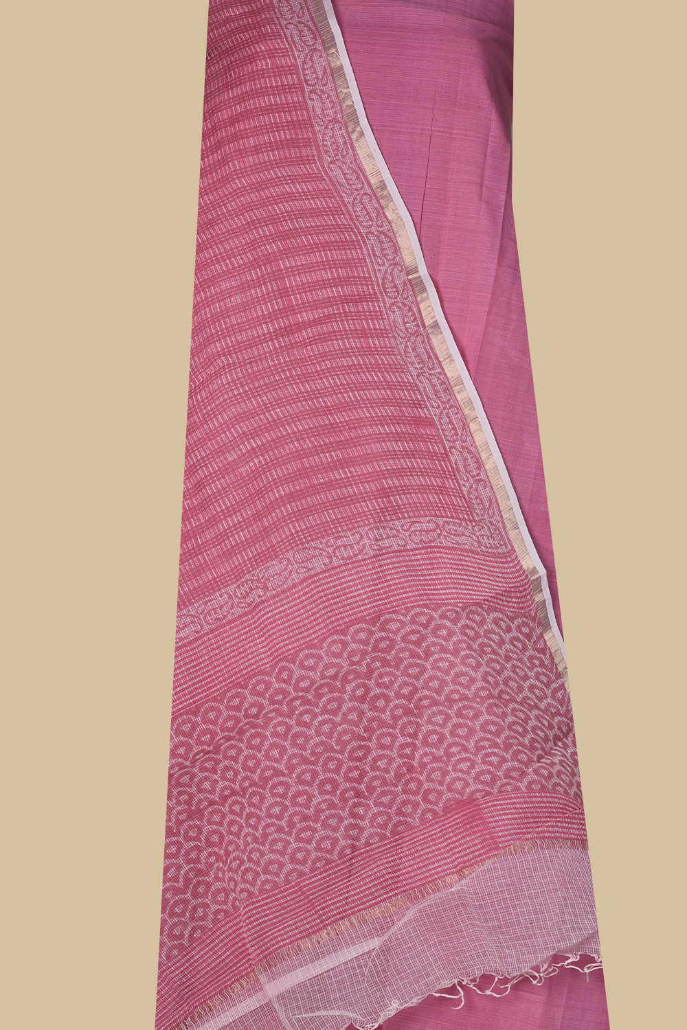 Unstitched Suits - Matkatus