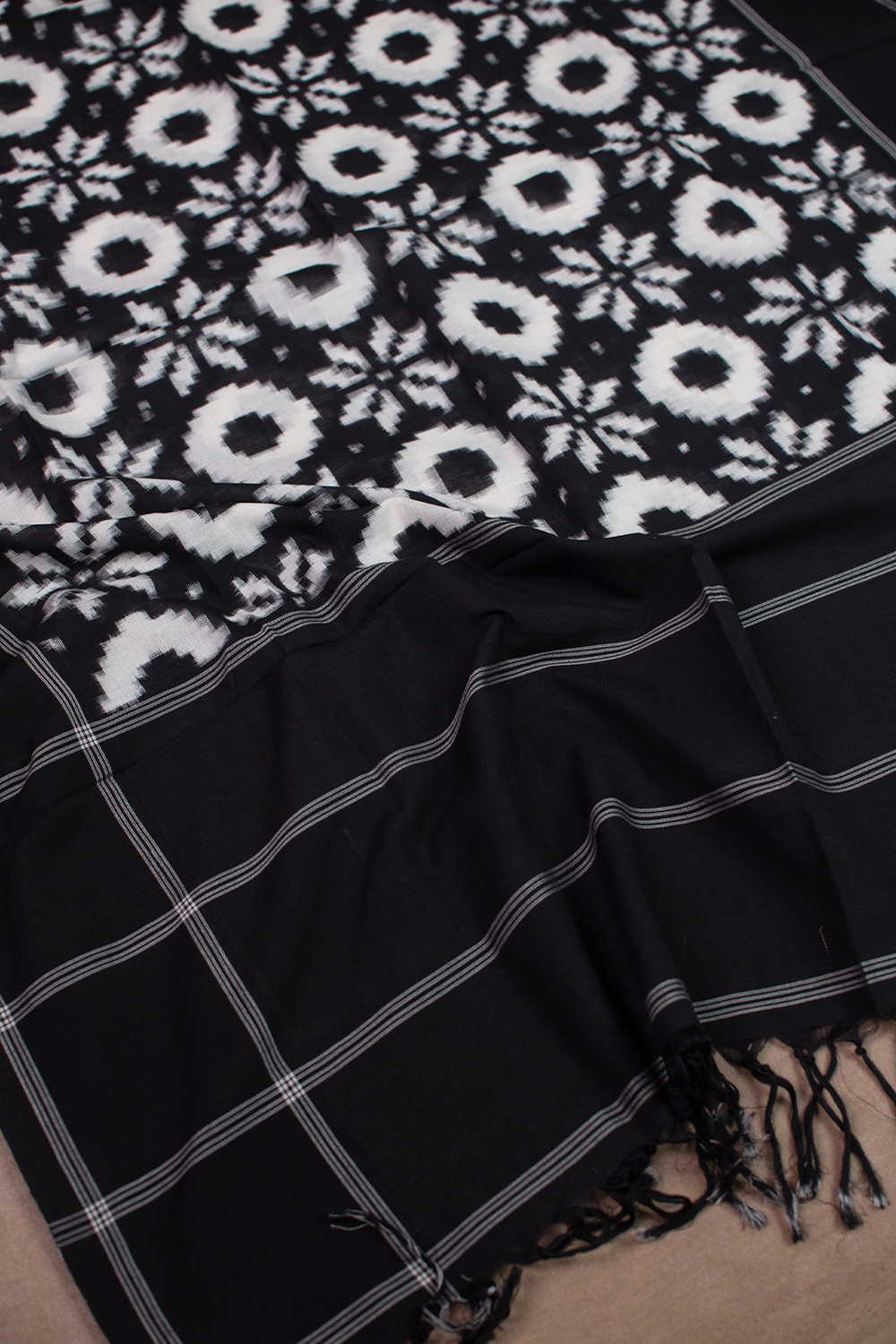 Cotton Dupatta - Matkatus 