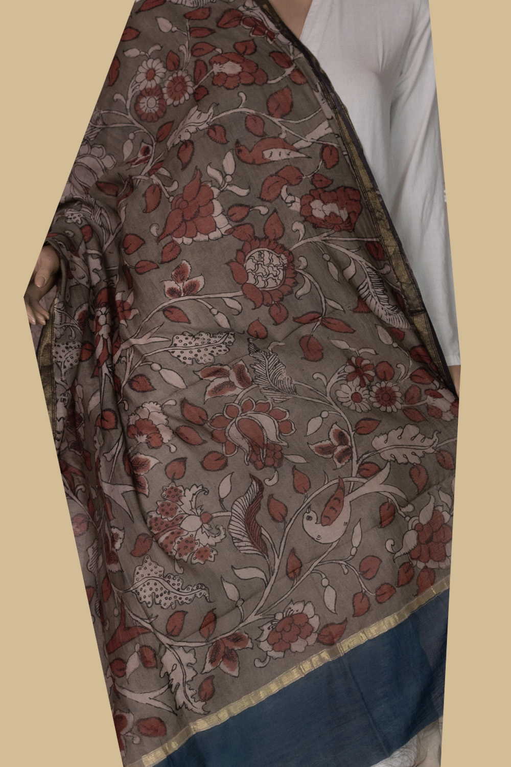 Hand Painted Dupatta - Matkatus 