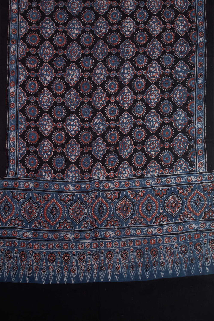 Ajrak Cotton Dupatta - Matkatus 