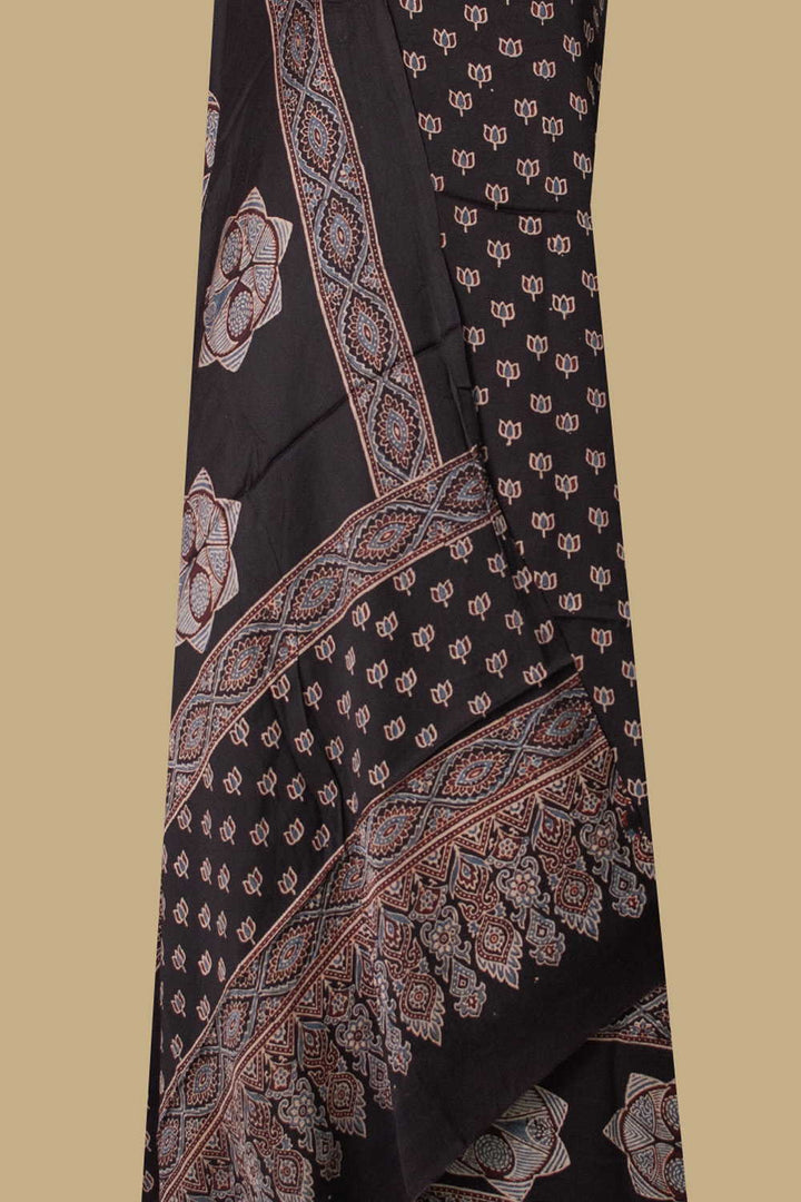 Block Printed Suits - Matkatus 