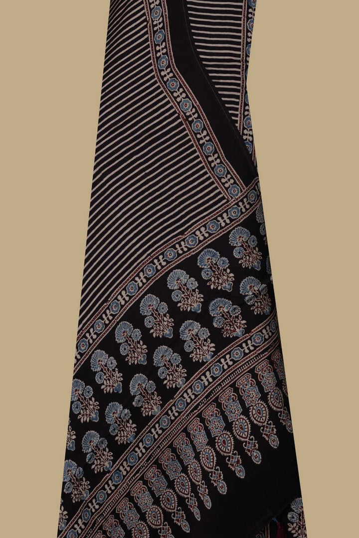 Unstitched Suits - Matkatus 