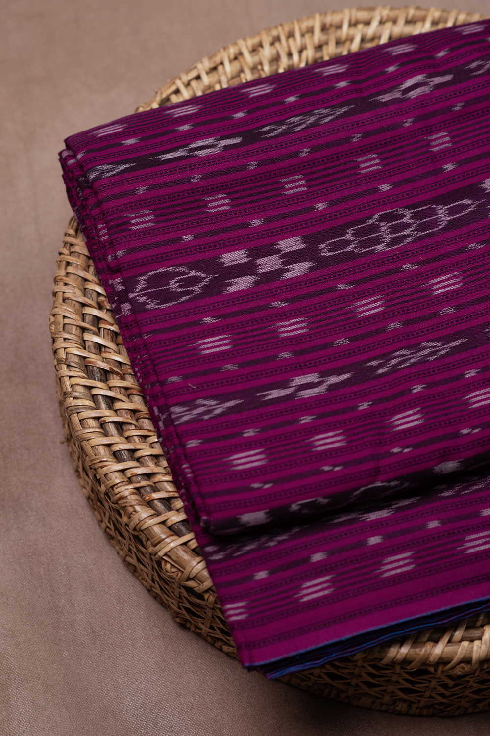 Ikat Fabric - Matkatus 