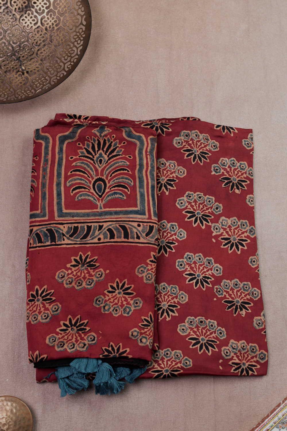 Ajrak Suits-Matkatus 