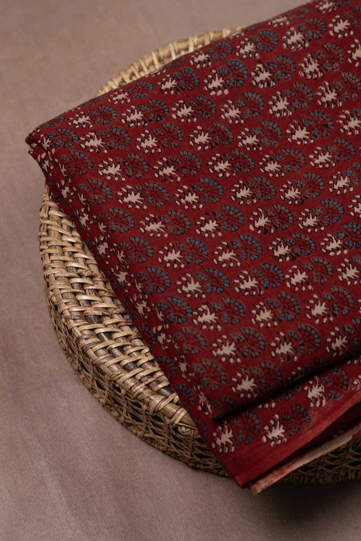 Ajrak Fabric - Matkatus