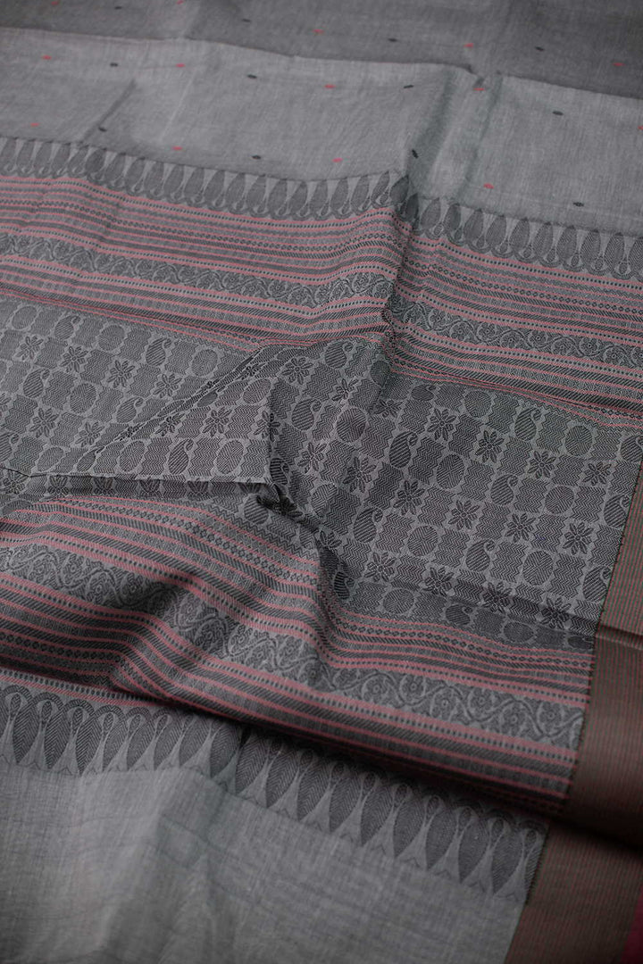 Sarees - Matkatus 