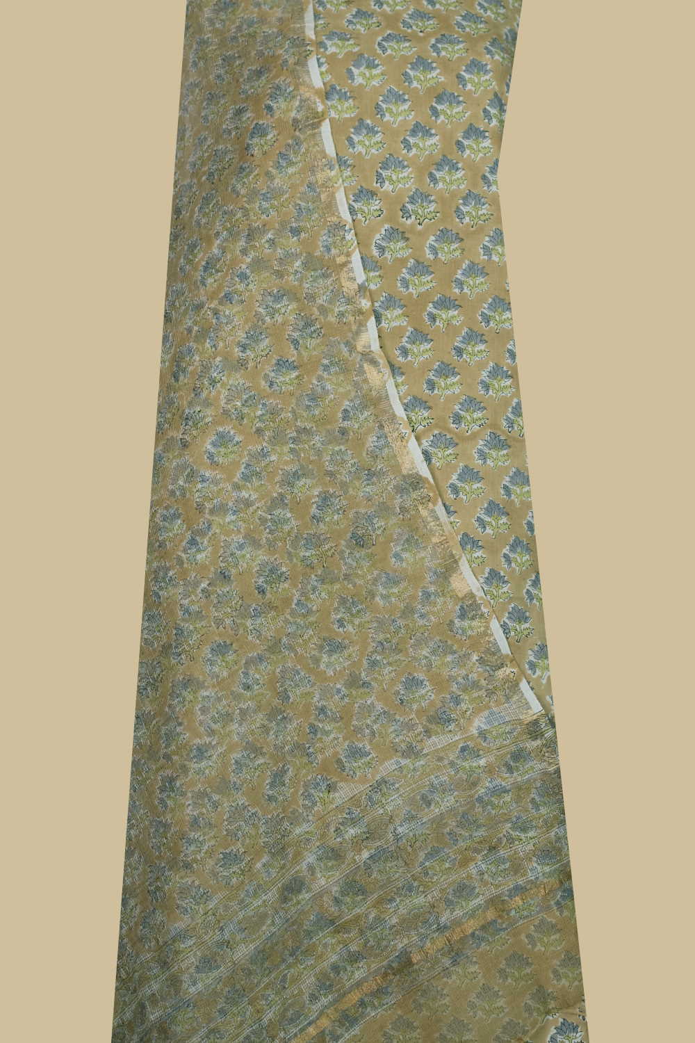 Unstitched Suits-Matkatus 