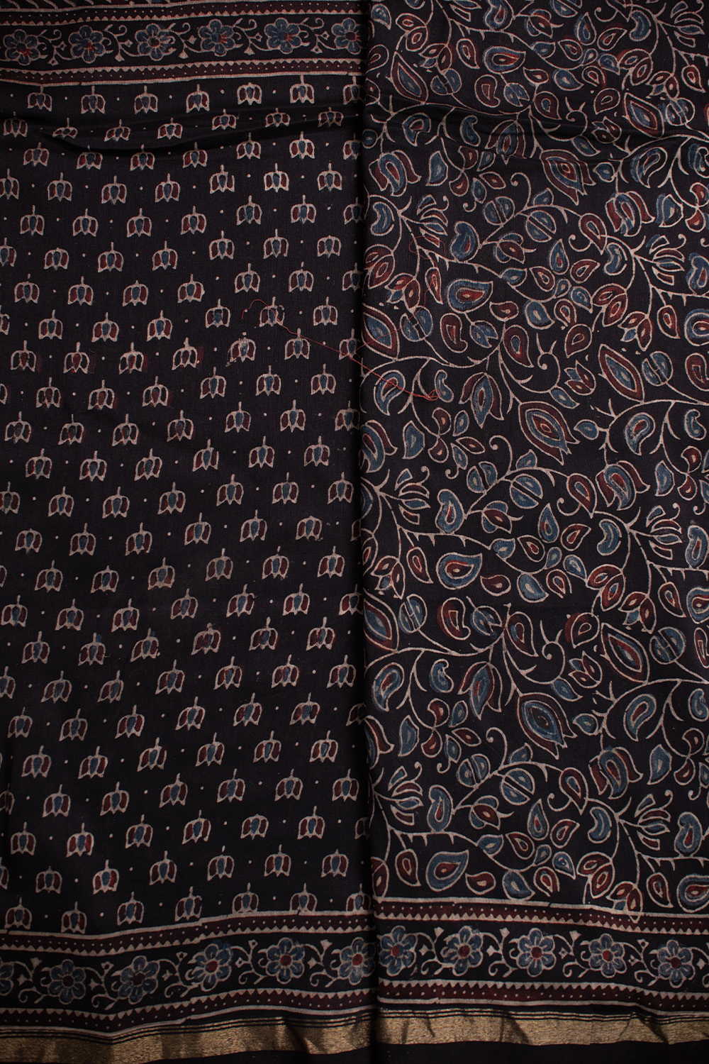Ajrak Sarees - Matkatus 