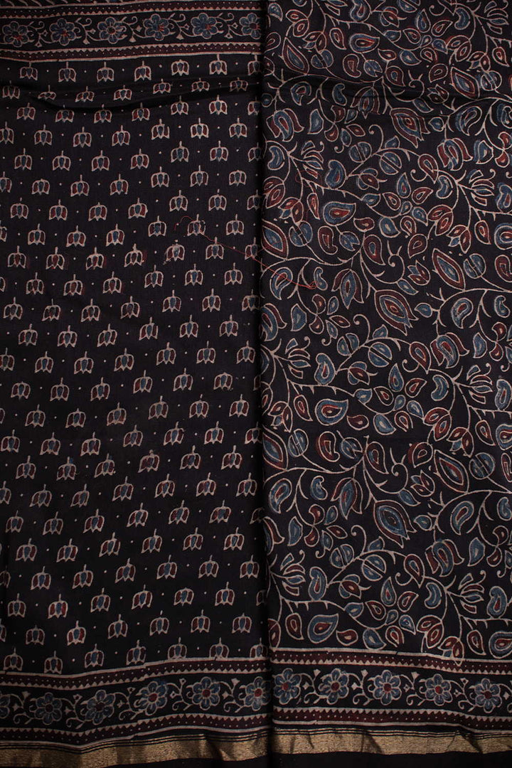 Ajrak Sarees - Matkatus 