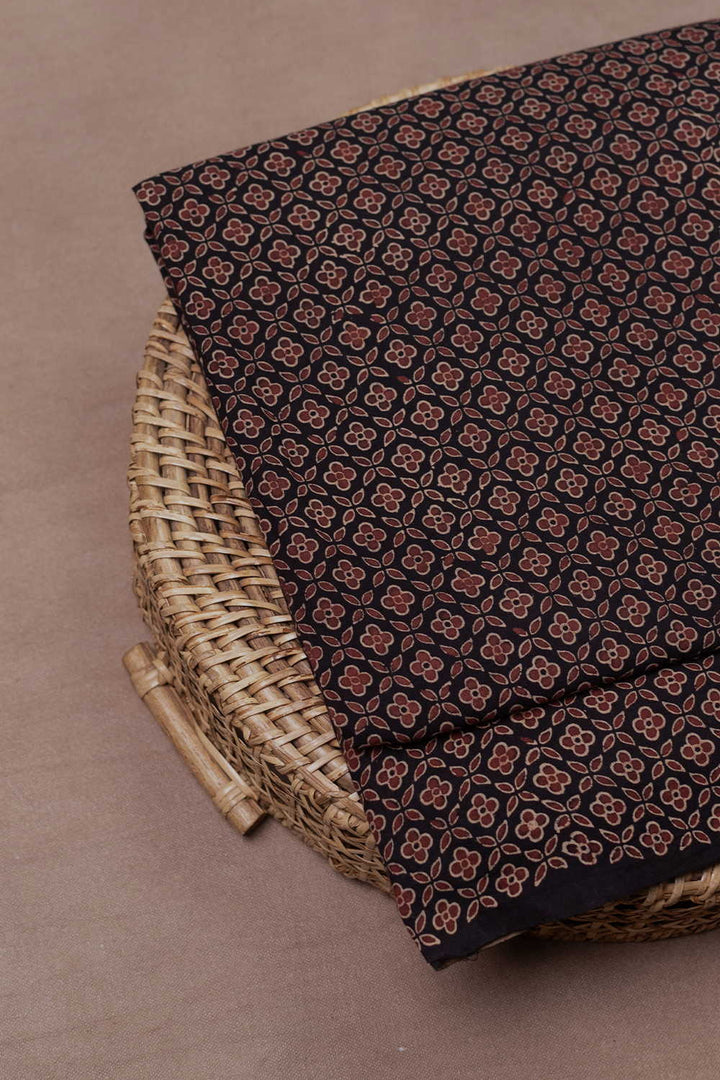 Ajrak Fabric - Matkatus 