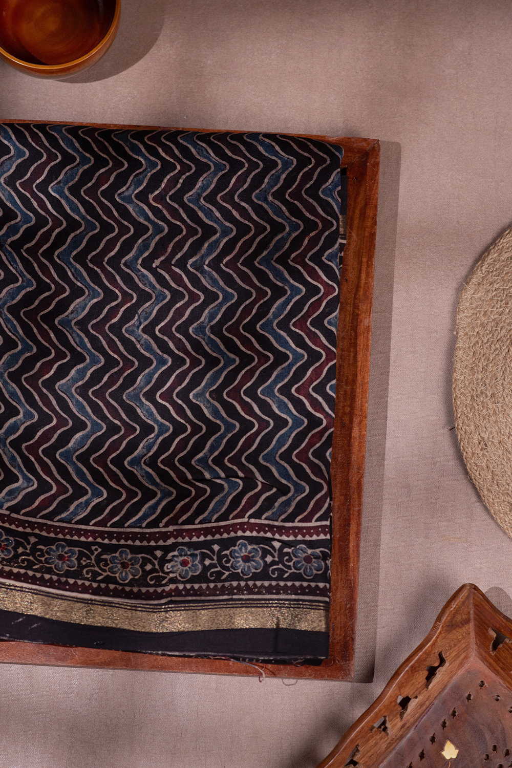 Ajrak Sarees - Matkatus 
