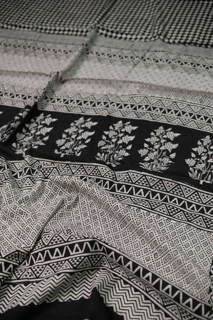Sarees-Matkatus 