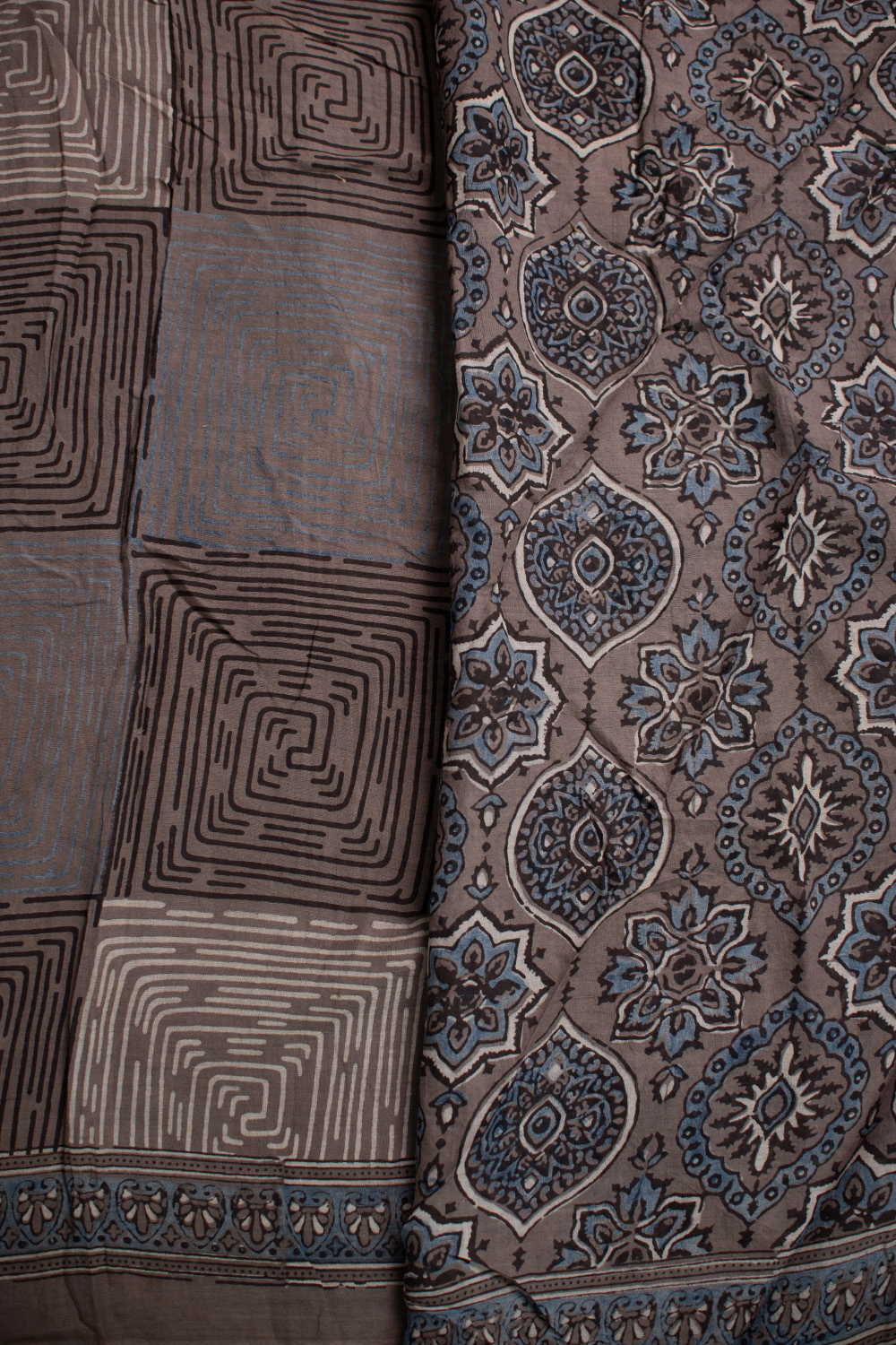 Sarees - Matkatus 