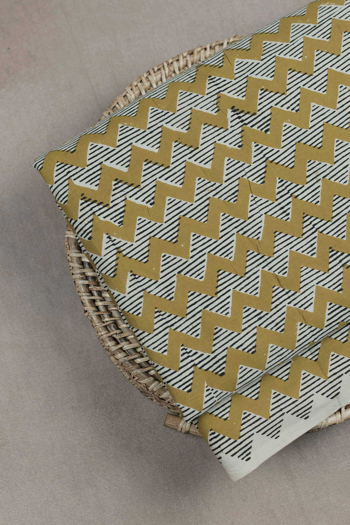 Block Printed Fabric-Matkatus 