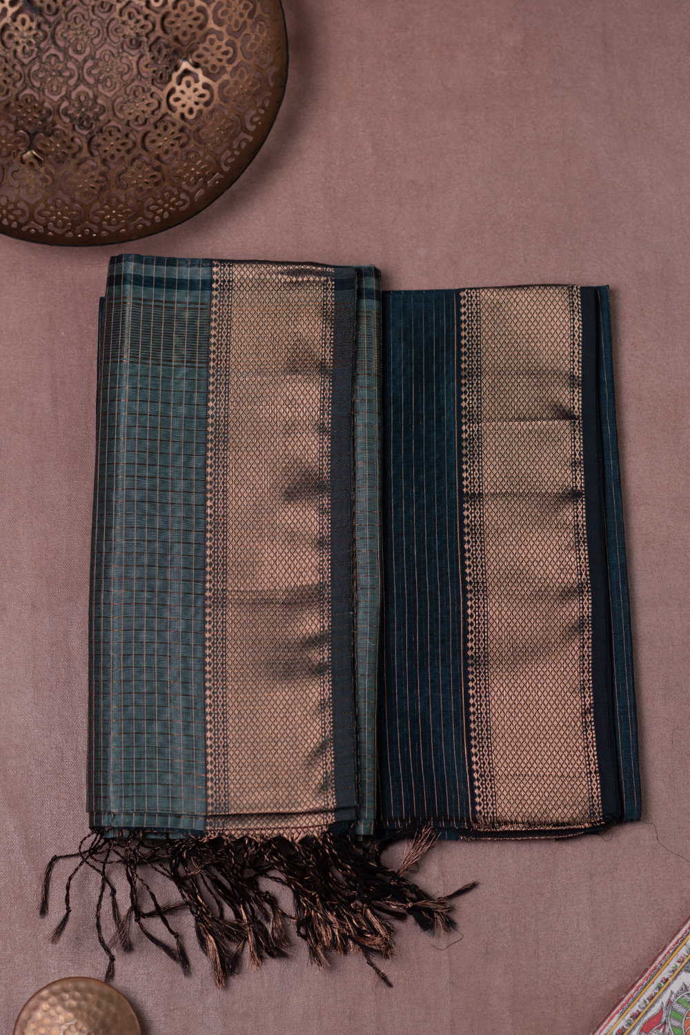 19 Piece Suits - Matkatus 