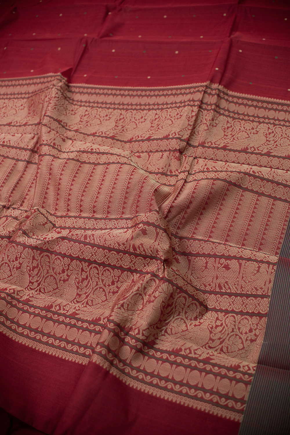 Sarees - Matkatus 