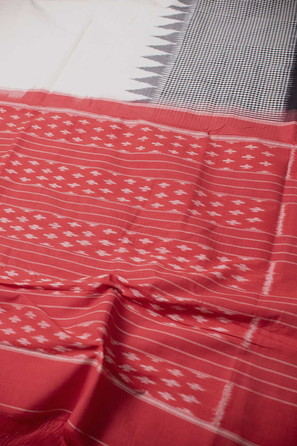 Ikat Saree - Matkatus 