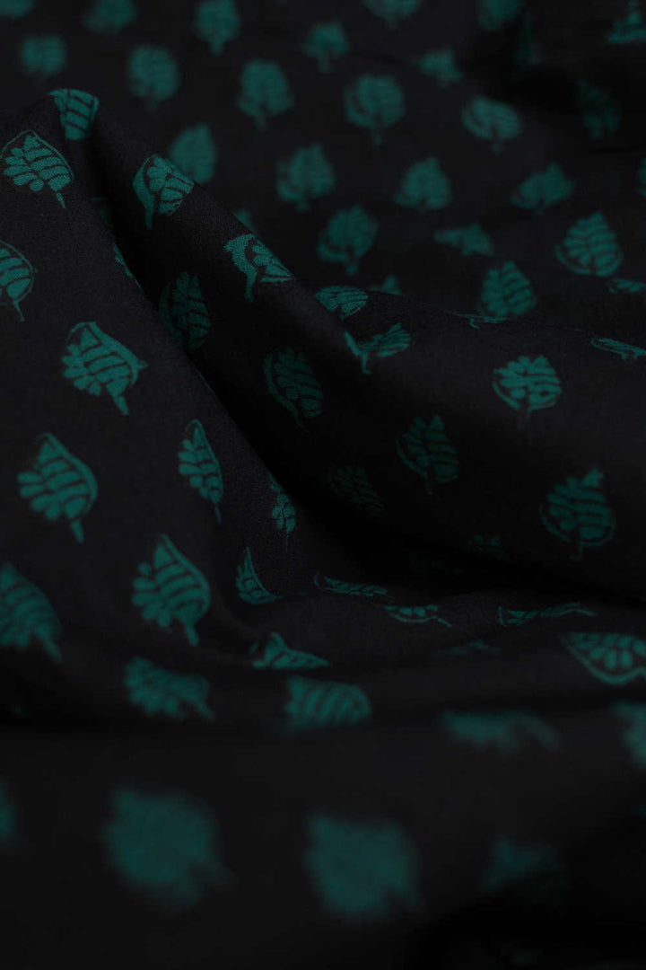 Leaf Motifs Bagh Cotton Fabric-1.6 M