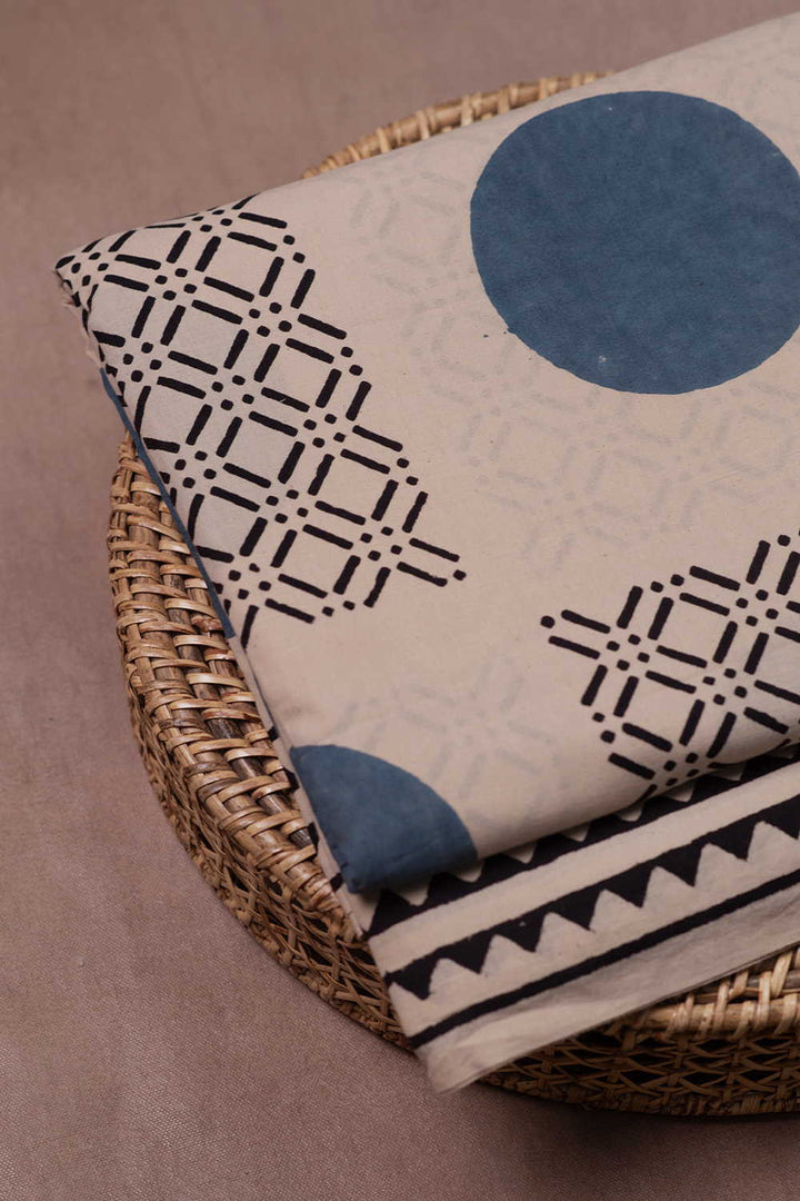 Cotton Fabric - Matkatus 
