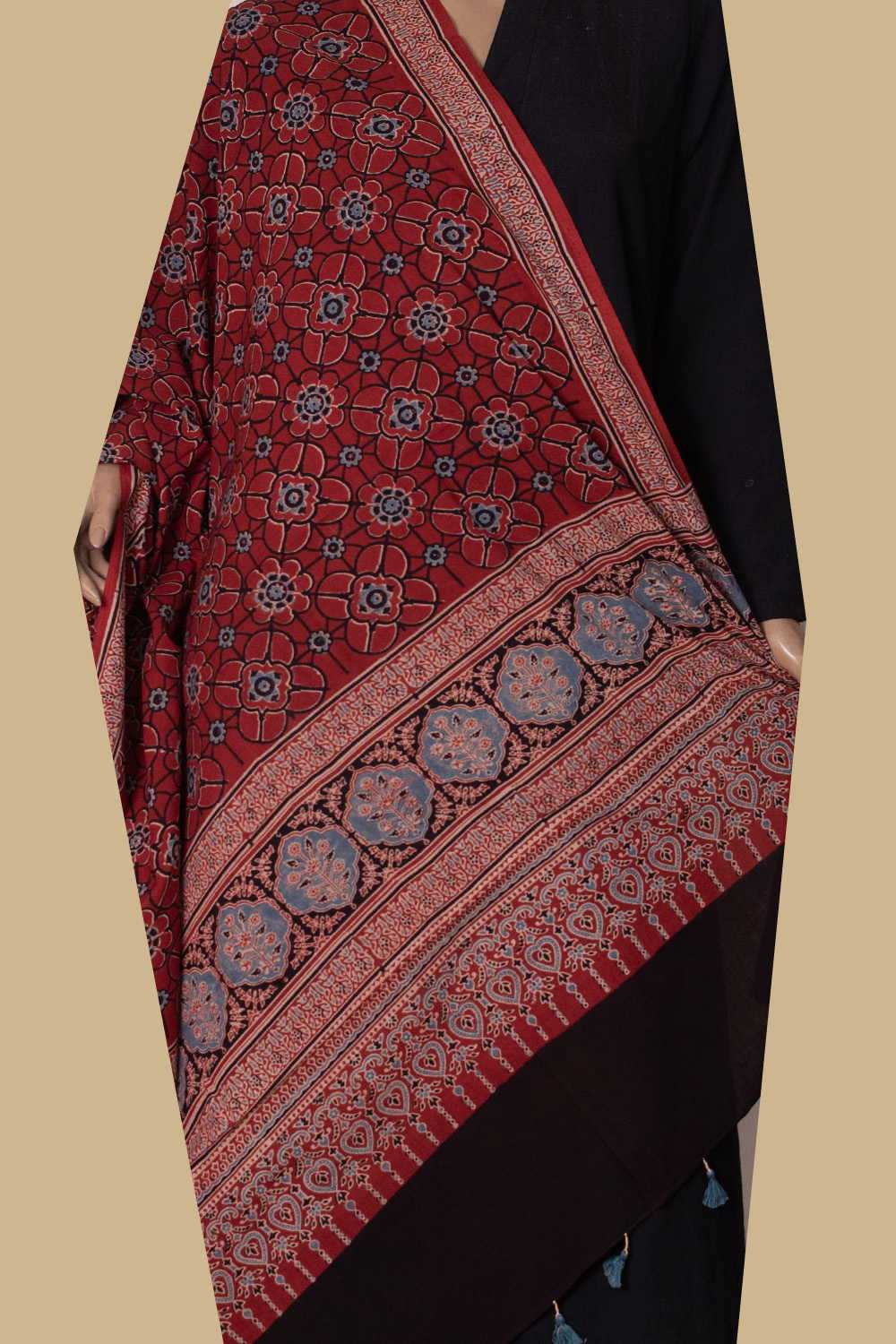Ajrak Cotton Dupatta - Matkatus 