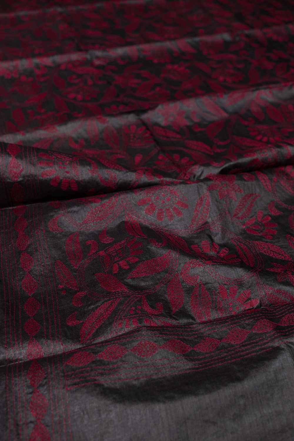 Embroidered Dupatta - Matkatus 