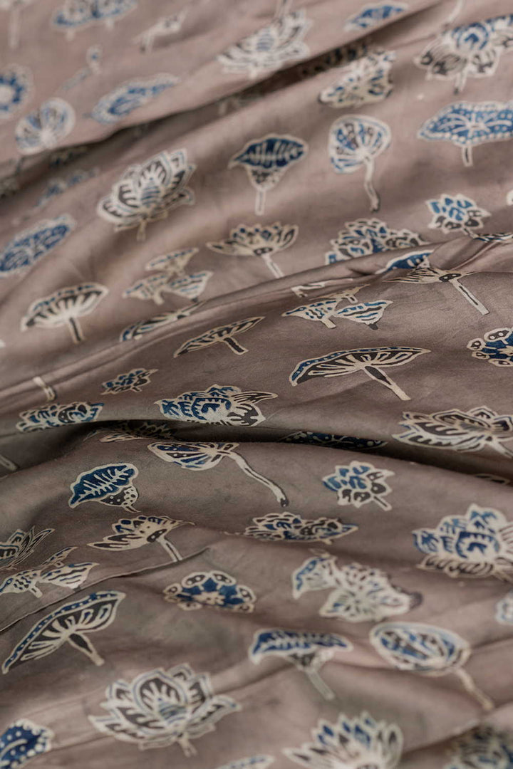 Silk Fabric - Matkatus