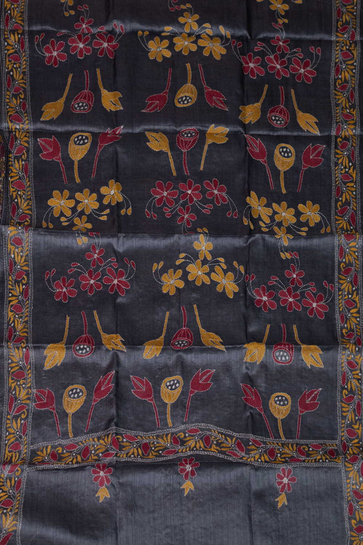 Embroidered Dupatta - Matkatus 